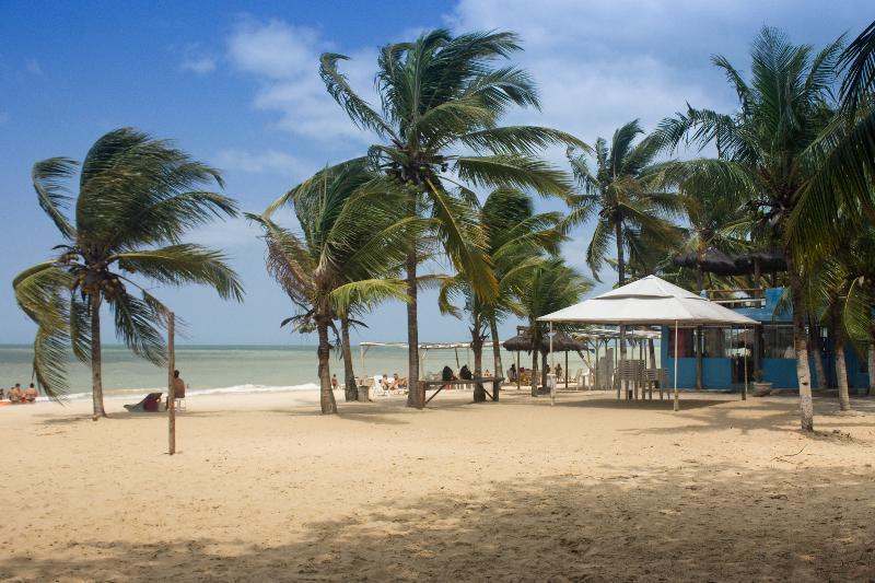 Ramada By Wyndham Porto Seguro Praia Экстерьер фото
